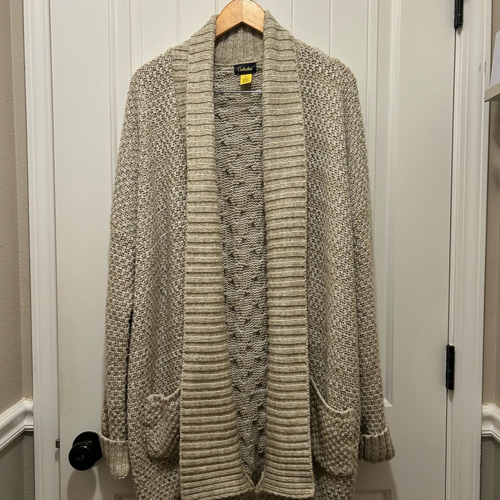 Cabela's Beige Sweater